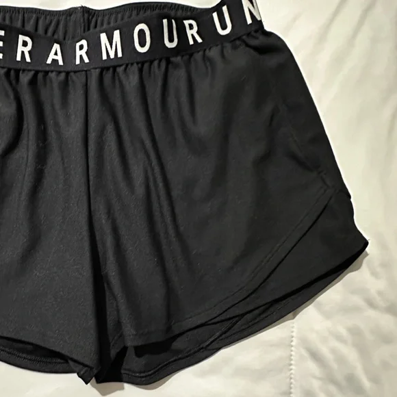 Under Armour Womens Play Up 3.0 Run, Training Athletic Gym Shorts Sz Small - Picture 8 of 8